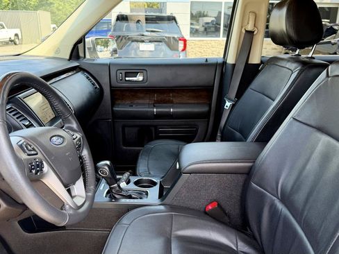 Used 2019 Ford Flex Limited AWD/4WD image 16