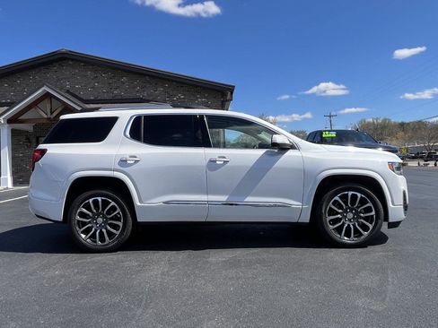 Used 2020 GMC Acadia Denali w/ Denali Ultimate Package AWD/4WD image 26