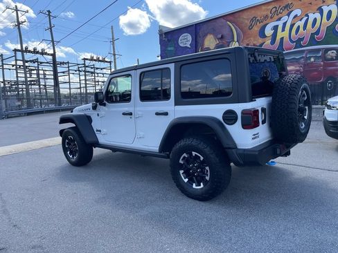 Certified 2024 Jeep Wrangler Unlimited Rubicon 4xe AWD/4WD image 3