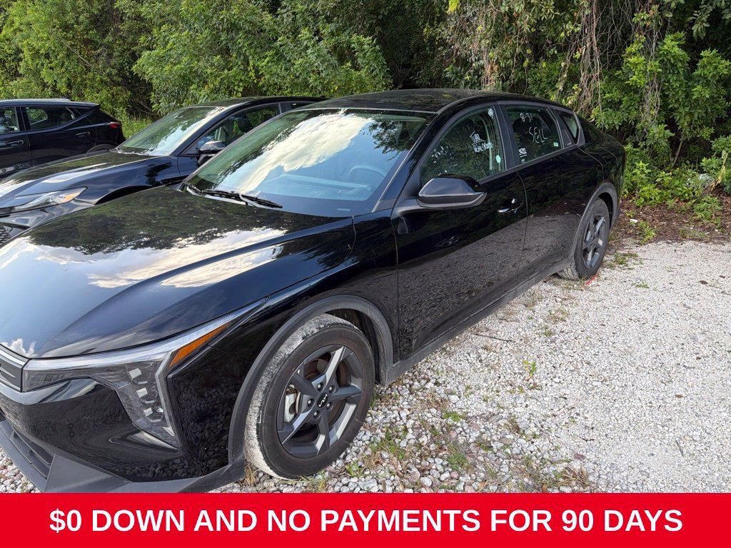 Used 2025 Kia K4 FWD image 1