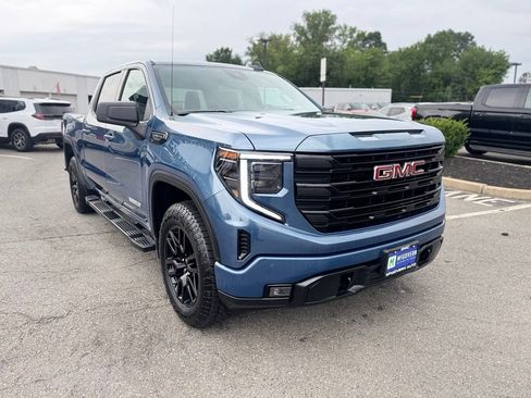 Used 2026 GMC Sierra 1500 Elevation AWD/4WD image 8