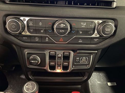 New 2026 Jeep Wrangler Sport S image 17