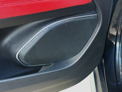 Used 2020 Alfa Romeo Stelvio image 25