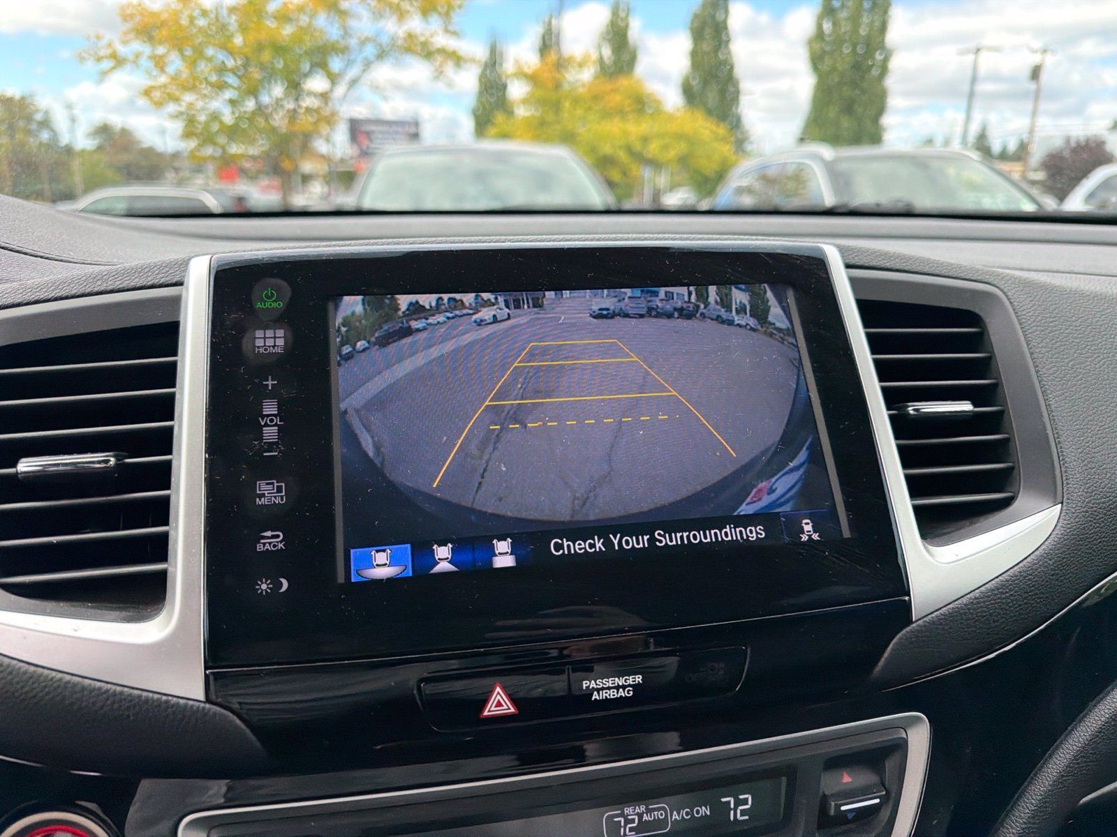 Used 2016 Honda Pilot Elite image 12