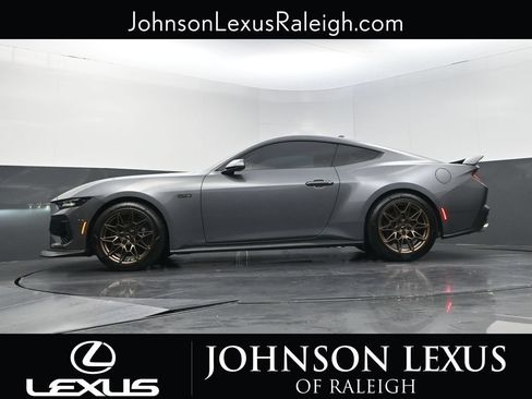 Used 2025 Ford Mustang GT Premium w/ GT Performance Package RWD image 20