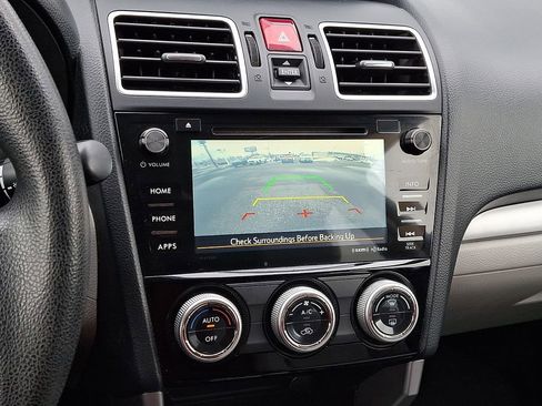 Used 2017 Subaru Forester 2.5i Premium w/ All-Weather Package image 4