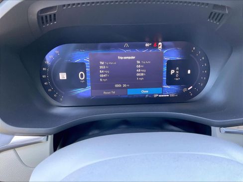 New 2025 Volvo XC60 B5 Core w/ Climate Package image 19