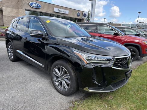 Used 2023 Acura RDX AWD w/ Technology Package image 2