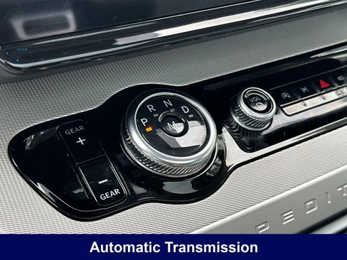 Used 2025 Ford Expedition Max Active AWD/4WD image 26