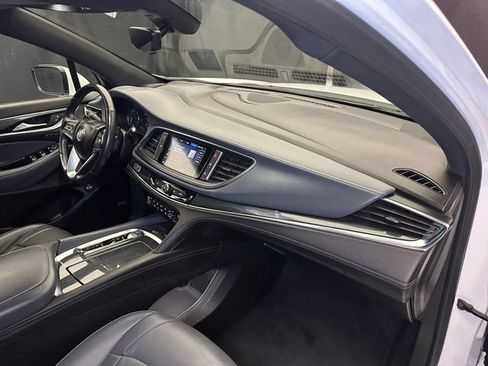 Used 2024 Buick Enclave Premium AWD/4WD image 16