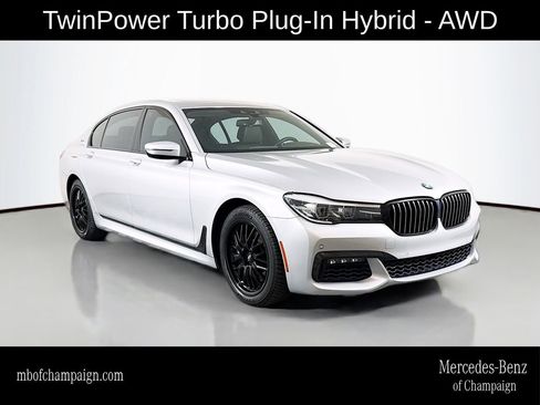 Used 2018 BMW 740e xDrive AWD/4WD image 1