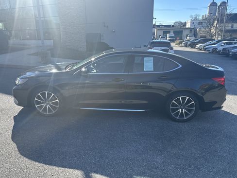 Used 2018 Acura TLX w/Technology Pkg image 4