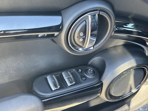 Used 2024 MINI Cooper S image 13