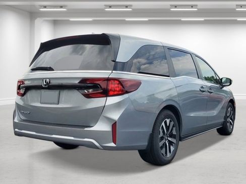 New 2026 Honda Odyssey EX-L image 2