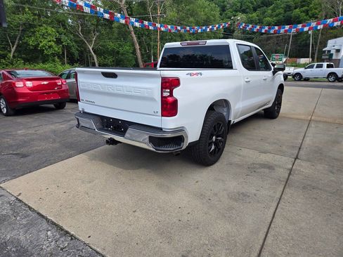 Used 2024 Chevrolet Silverado 1500 LT AWD/4WD image 7