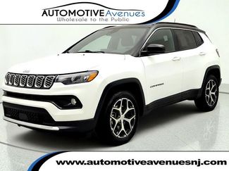 Used 2024 Jeep Compass Limited AWD/4WD video 1