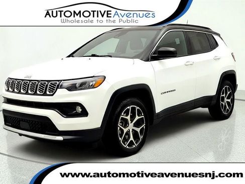 Used 2024 Jeep Compass Limited AWD/4WD image 1