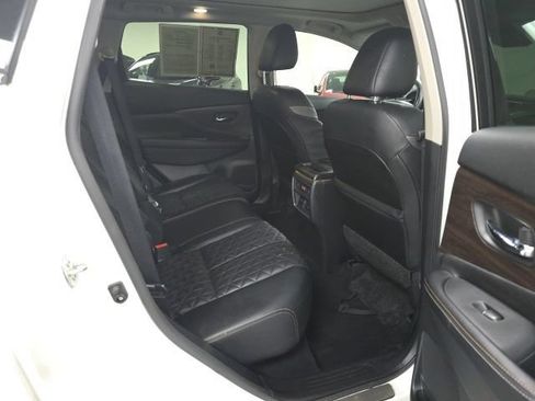 Used 2023 Nissan Murano Platinum w/ Cargo Package FWD image 9