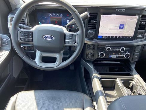 New 2026 Ford F250 Lariat w/ Black Appearance Package image 5