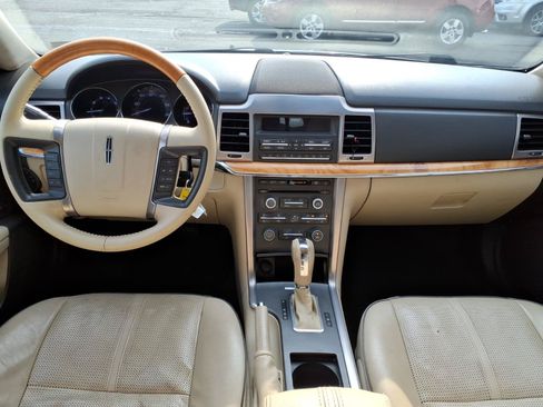 Used 2011 Lincoln MKZ FWD image 7
