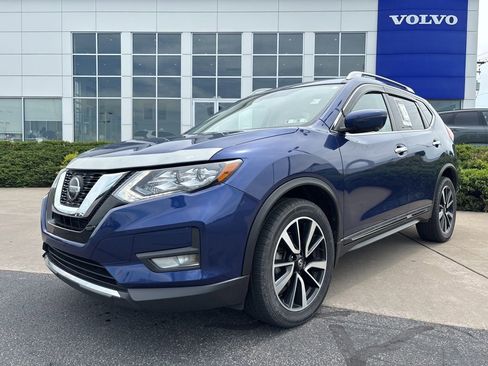 Used 2019 Nissan Rogue SL w/ Premium Package AWD/4WD image 39