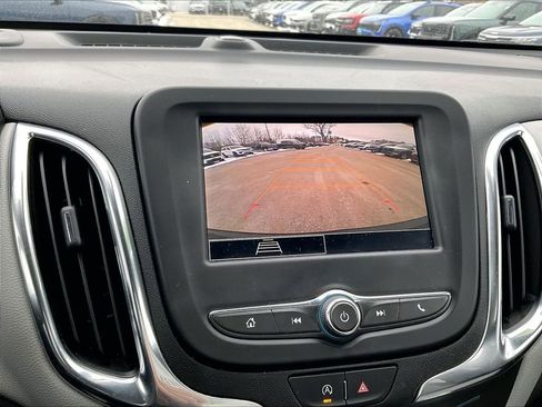 Used 2024 Chevrolet Equinox LS image 18