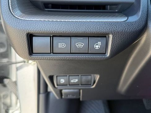 Used 2024 Toyota Prius Limited w/ Limited Premium Package FWD image 25