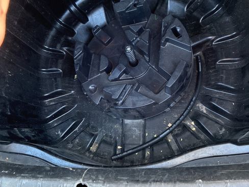 Used 2009 Pontiac G8 w/ Comfort And Sound Package image 30