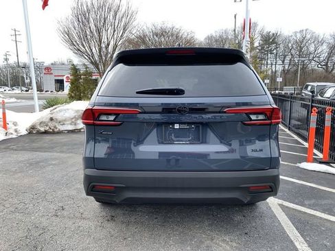 Used 2026 Toyota Grand Highlander XLE image 7