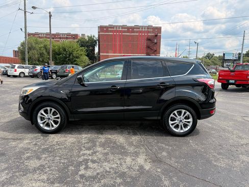 Used 2017 Ford Escape SE AWD/4WD image 6