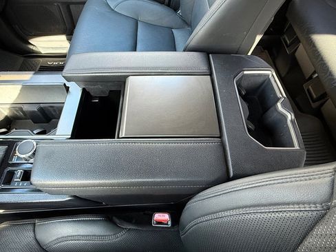 Used 2025 Toyota Sequoia SR5 image 39