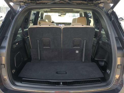 Used 2024 Jeep Grand Cherokee L Limited w/ Luxury Tech Group II image 27