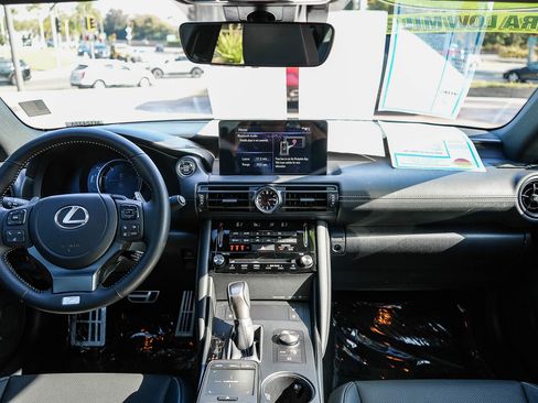 Used 2025 Lexus IS 350 F Sport RWD image 14