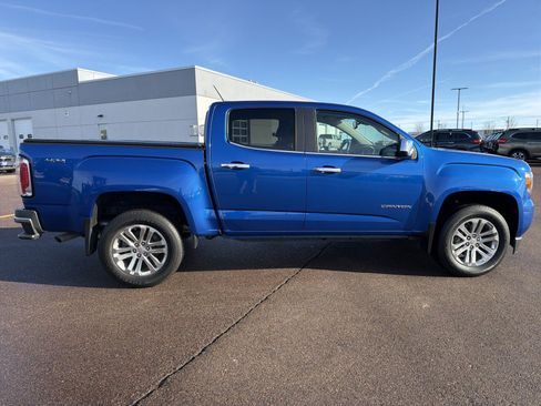 Used 2019 GMC Canyon SLT w/ Driver Alert Package image 14