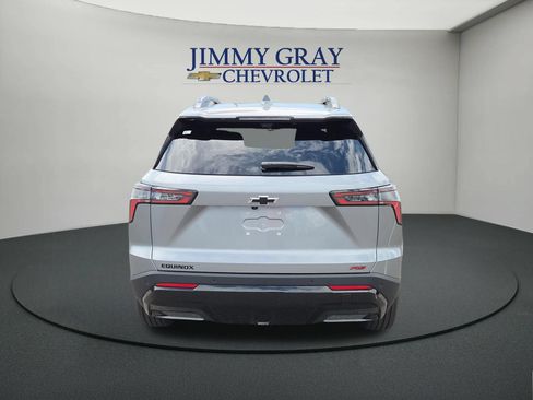 New 2027 Chevrolet Equinox RS w/ Safety and Technology Package FWD image 4