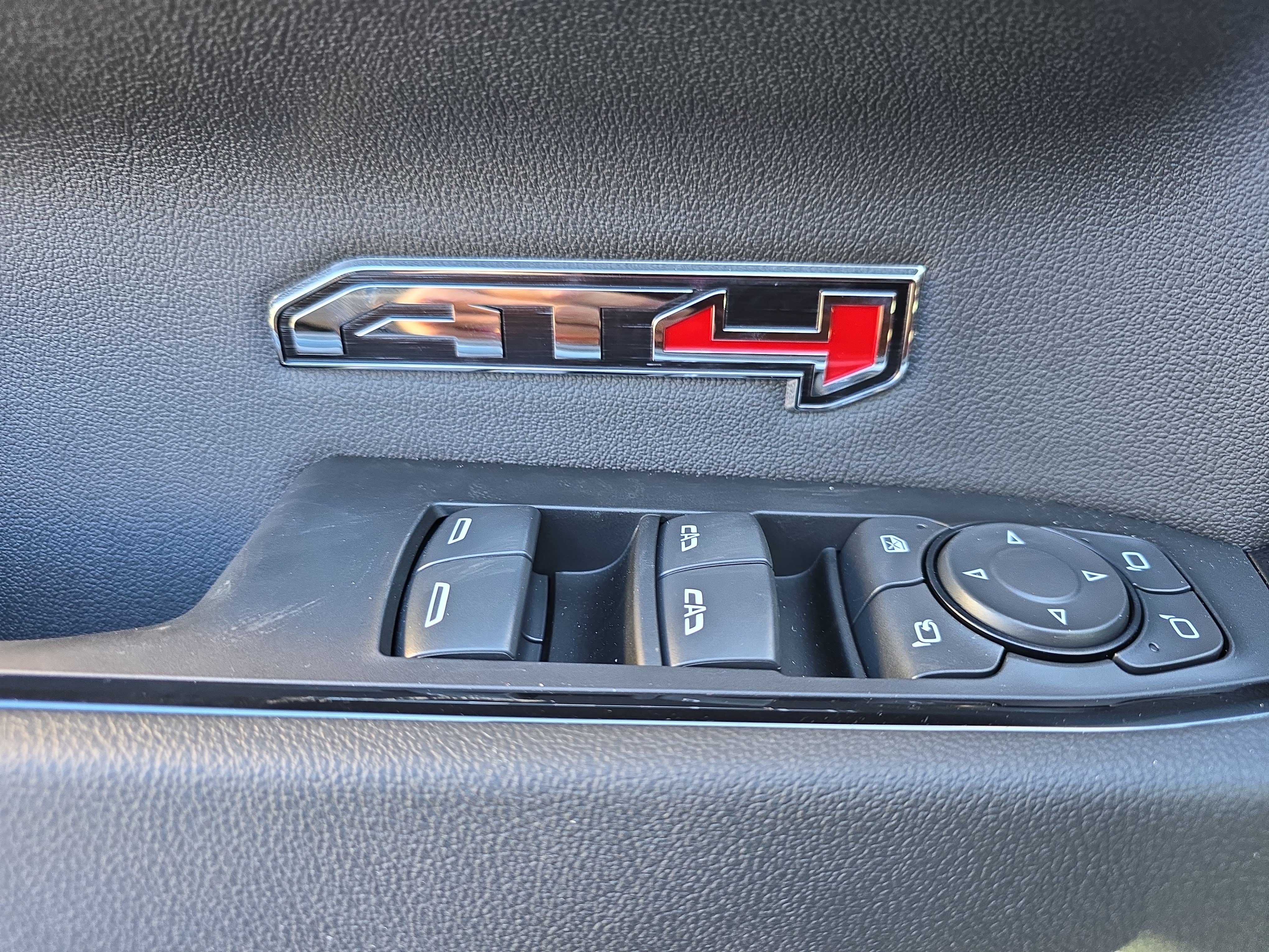New 2026 GMC Sierra 1500 AT4 w/ AT4 Premium Package AWD/4WD image 21