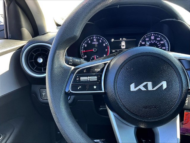 Certified 2023 Kia Forte LXS FWD image 11