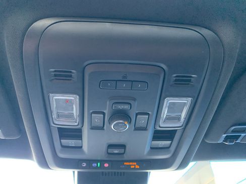 Used 2023 Chevrolet Tahoe LT w/ LT Signature Package image 40