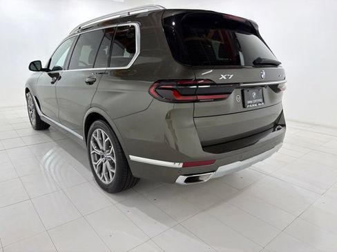 Used 2024 BMW X7 xDrive40i w/ Parking Assistance Package AWD/4WD image 7