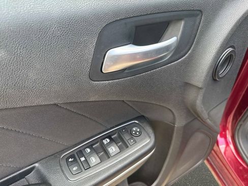 Used 2023 Dodge Charger SXT RWD image 18