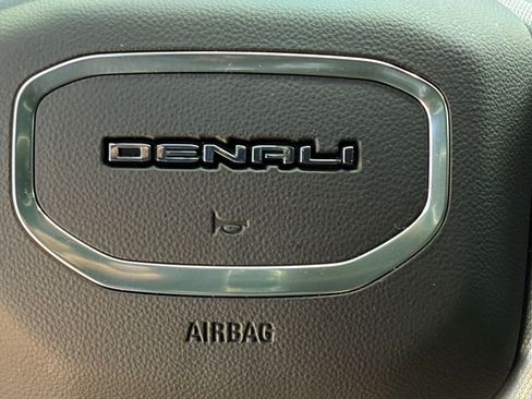Used 2026 GMC Sierra 2500 Denali w/ Denali Reserve Package AWD/4WD image 18