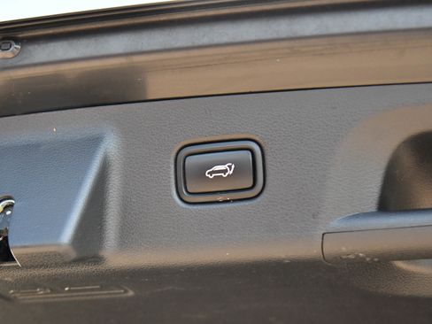 Used 2021 Hyundai Palisade SEL w/ Premium Package image 50