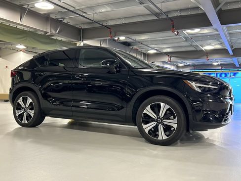 Certified 2023 Volvo C40 P8 Recharge Plus w/ Climate Package AWD/4WD image 1