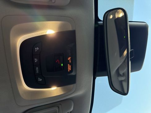 Used 2023 Toyota Corolla LE image 22