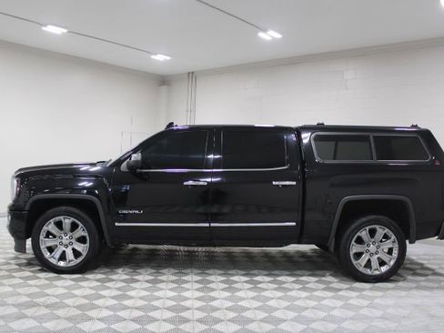 Used 2018 GMC Sierra 1500 Denali w/ Denali Ultimate Package AWD/4WD image 8