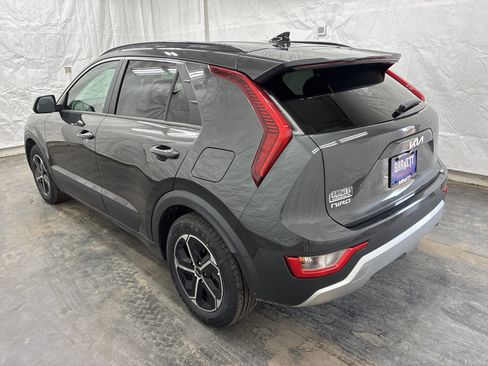 Certified 2023 Kia Niro LX FWD image 4