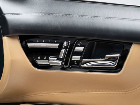 Used 2009 Mercedes-Benz CL 63 AMG image 41