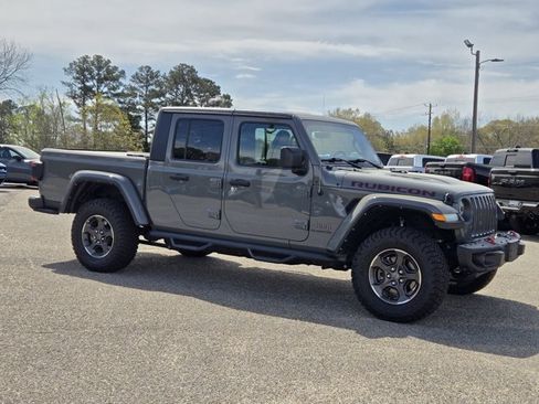 Certified 2021 Jeep Gladiator Rubicon AWD/4WD image 11