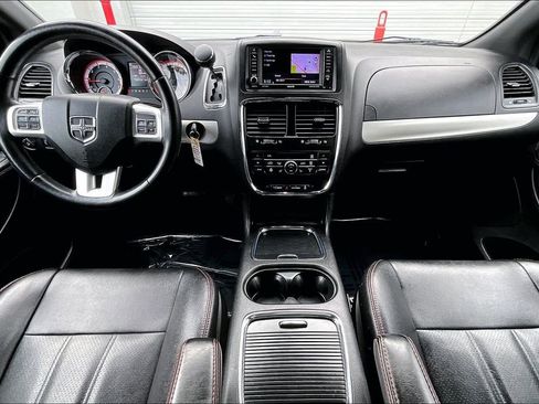 Used 2019 Dodge Grand Caravan GT image 7