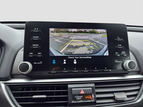 Used 2020 Honda Accord LX image 18